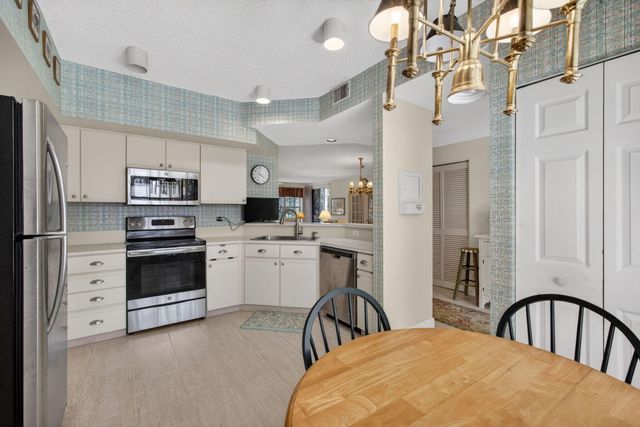 404 Mainsail Circle, Jupiter, FL 33477