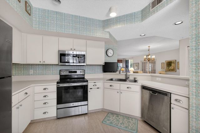 404 Mainsail Circle, Jupiter, FL 33477