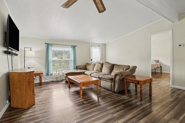 2448 S Greenville Road, Montcalm Twp, MI 48838