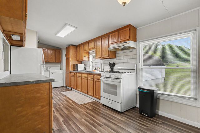 2448 S Greenville Road, Montcalm Twp, MI 48838
