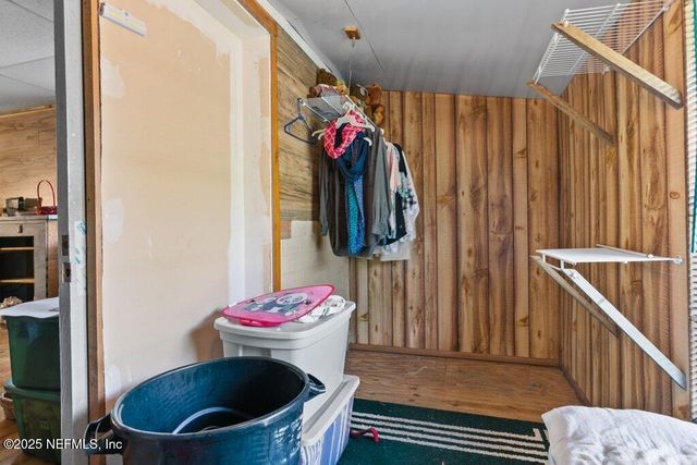 670 HILLSBOROUGH Avenue, Florahome, FL 32140
