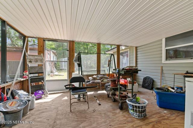 670 HILLSBOROUGH Avenue, Florahome, FL 32140