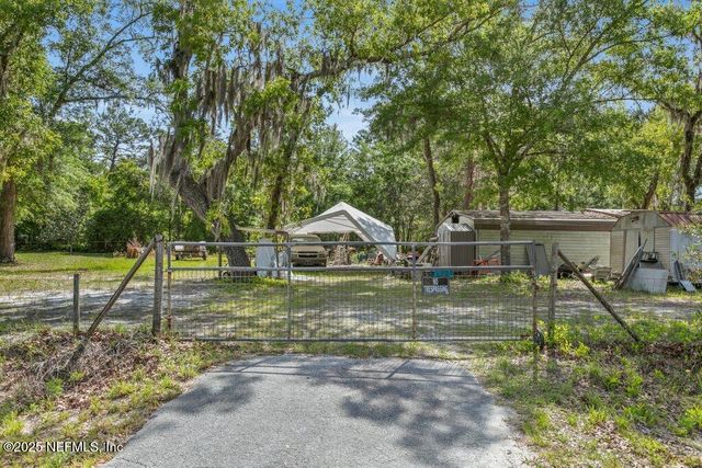670 HILLSBOROUGH Avenue, Florahome, FL 32140