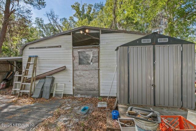 670 HILLSBOROUGH Avenue, Florahome, FL 32140