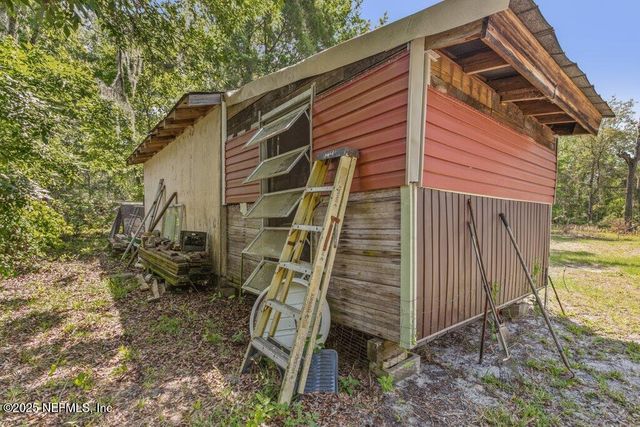 670 HILLSBOROUGH Avenue, Florahome, FL 32140