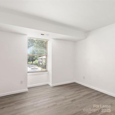 9333 Old Concord Road J, Charlotte, NC 28213