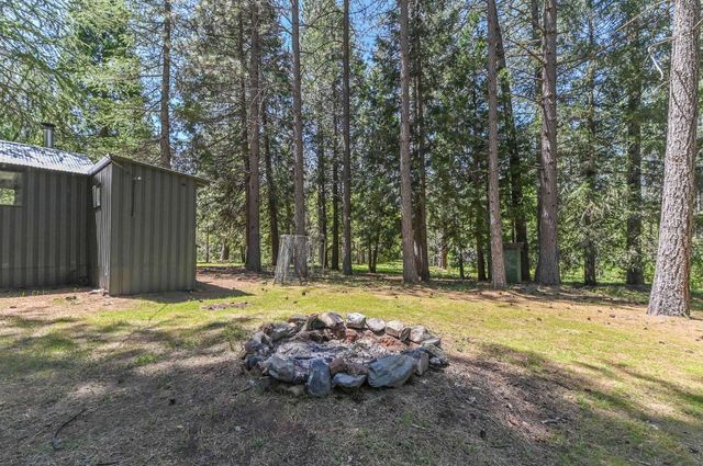 1216 Railroad Flat Rd, Mokelumne Hill, CA 95245