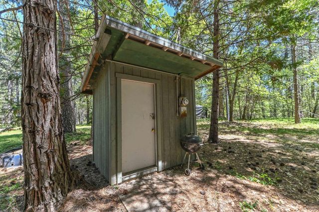 1216 Railroad Flat Rd, Mokelumne Hill, CA 95245