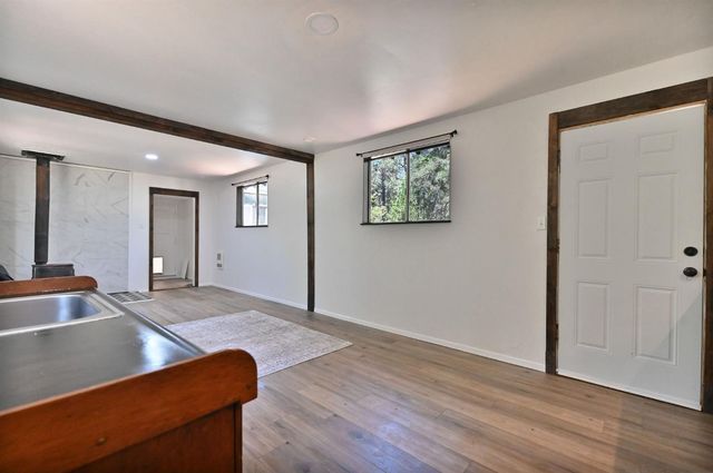 1216 Railroad Flat Rd, Mokelumne Hill, CA 95245