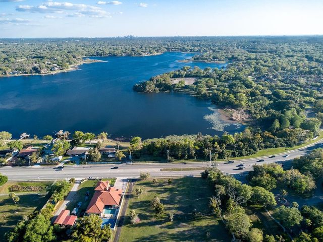 2125 W BEARSS AVENUE, Tampa, FL 33618