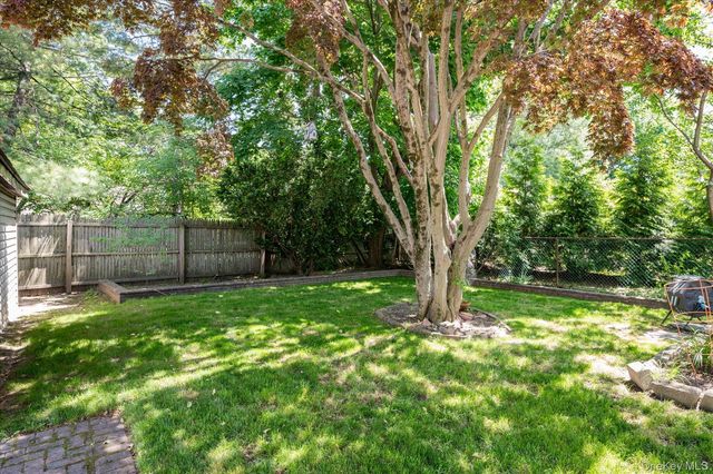 1045 Stanton Avenue, Woodmere, NY 11598