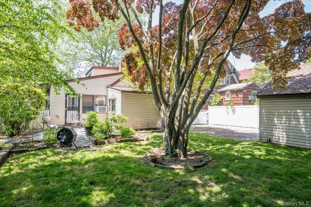 1045 Stanton Avenue, Woodmere, NY 11598