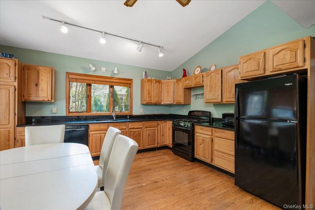 1045 Stanton Avenue, Woodmere, NY 11598