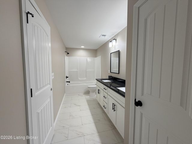 1464 Tucker Dr, Bardstown, KY 40004