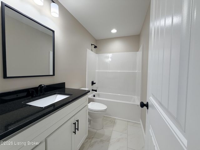 1464 Tucker Dr, Bardstown, KY 40004