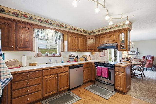 2224 Cheviot Hills Drive 2224 Cheviot Hills Drive, Springfield, OH 45505