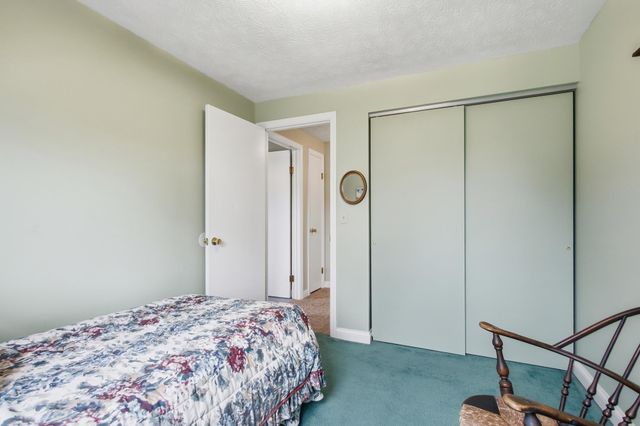 2224 Cheviot Hills Drive 2224 Cheviot Hills Drive, Springfield, OH 45505