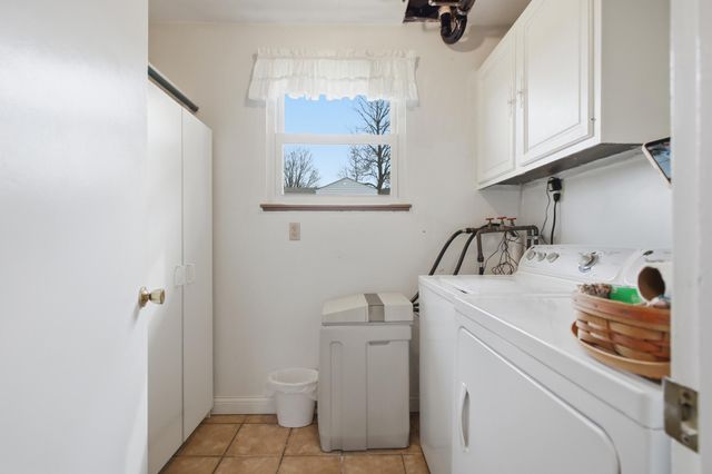 2224 Cheviot Hills Drive 2224 Cheviot Hills Drive, Springfield, OH 45505