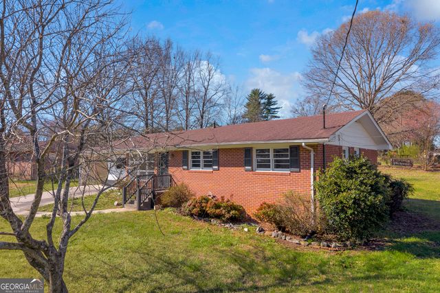 208 Cherry Street, Toccoa, GA 30577