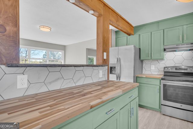 208 Cherry Street, Toccoa, GA 30577