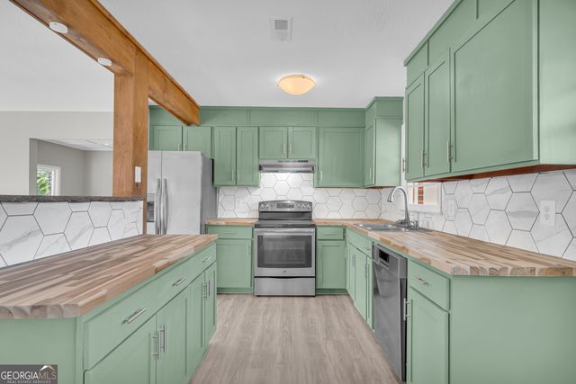 208 Cherry Street, Toccoa, GA 30577