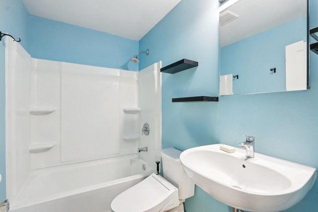 2617 Hoard Street, Madison, WI 53704