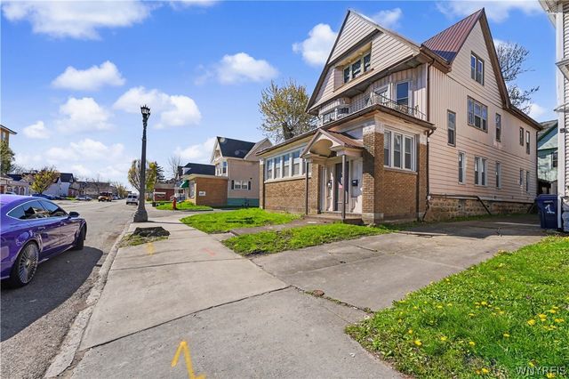 2009 Seneca Street, Buffalo, NY 14210