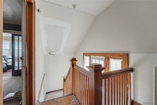 2009 Seneca Street, Buffalo, NY 14210