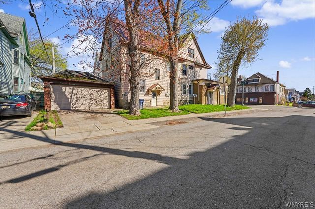 2009 Seneca Street, Buffalo, NY 14210