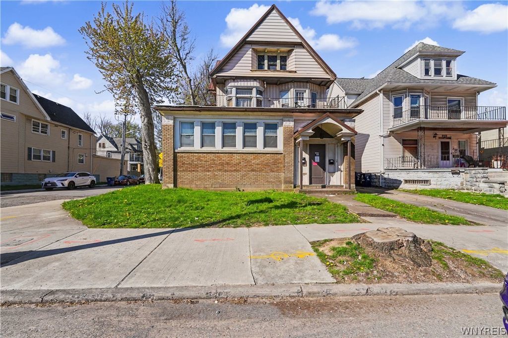 2009 Seneca Street, Buffalo, NY 14210