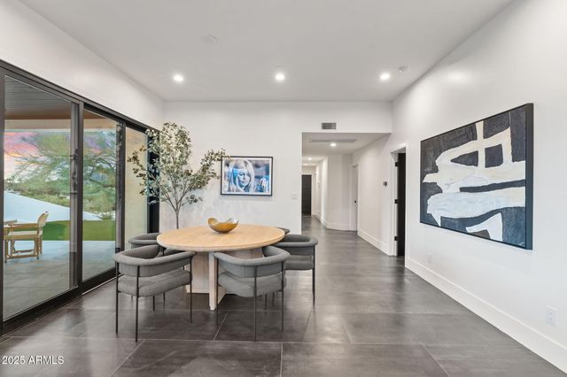 3135 E PALO VERDE Drive, Phoenix, AZ 85016