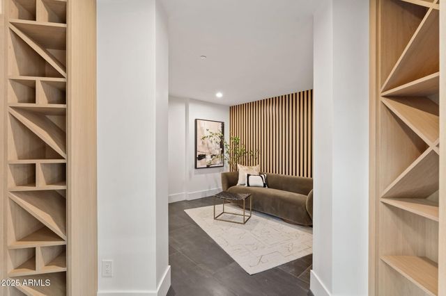 3135 E PALO VERDE Drive, Phoenix, AZ 85016