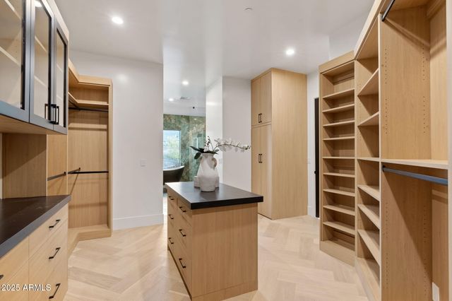 3135 E PALO VERDE Drive, Phoenix, AZ 85016