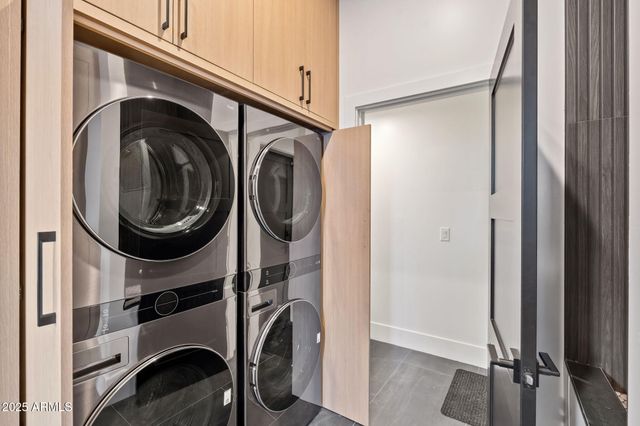 3135 E PALO VERDE Drive, Phoenix, AZ 85016