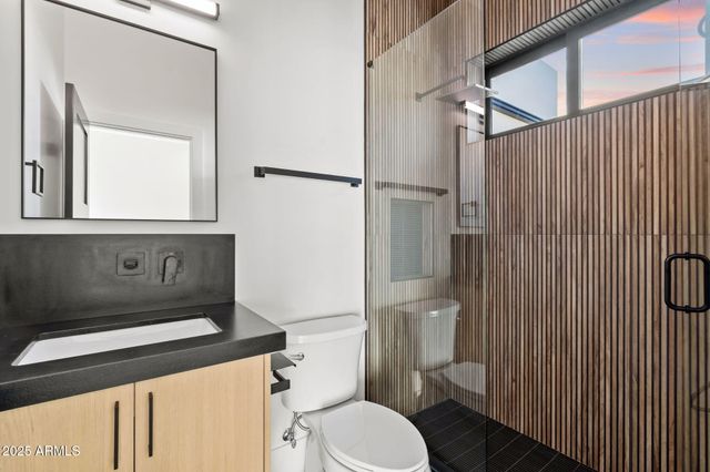 3135 E PALO VERDE Drive, Phoenix, AZ 85016