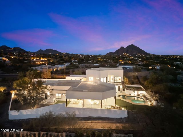 3135 E PALO VERDE Drive, Phoenix, AZ 85016