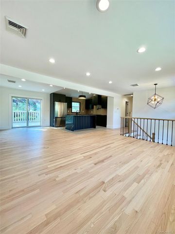 10 Frederick, Middletown, NY 10941