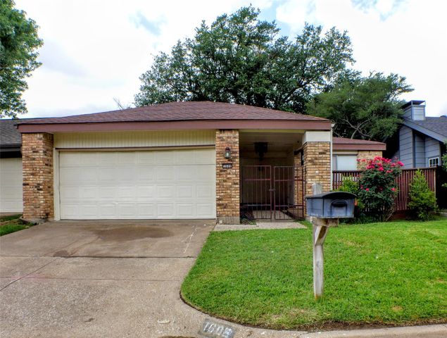 1608 Grandview Drive, Arlington, TX 76012