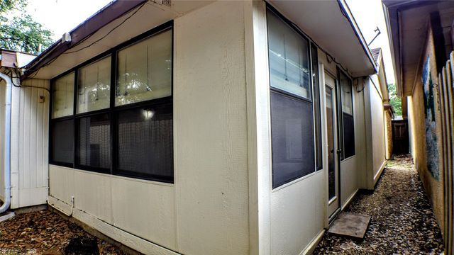 1608 Grandview Drive, Arlington, TX 76012