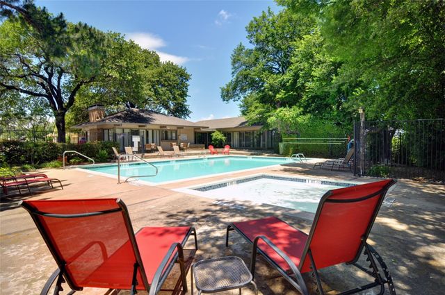 1608 Grandview Drive, Arlington, TX 76012