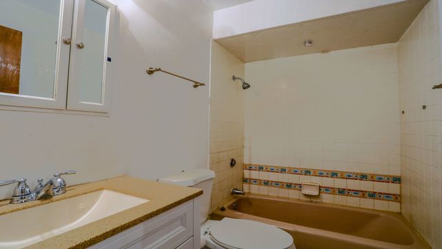 6655 172nd Street 2A, Tinley Park, IL 60477