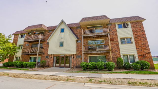 6655 172nd Street 2A, Tinley Park, IL 60477