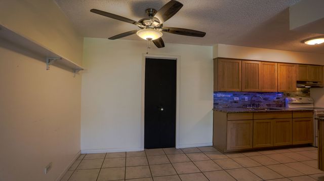 6655 172nd Street 2A, Tinley Park, IL 60477