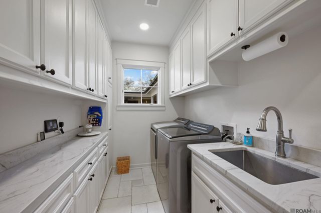 7645 Rienzi Blvd, Baton Rouge, LA 70809