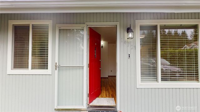 14723 Kestrel Place NE, Poulsbo, WA 98370