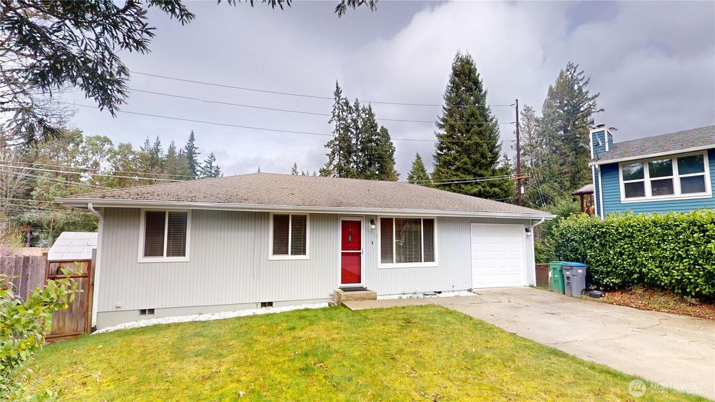 14723 Kestrel Place NE, Poulsbo, WA 98370