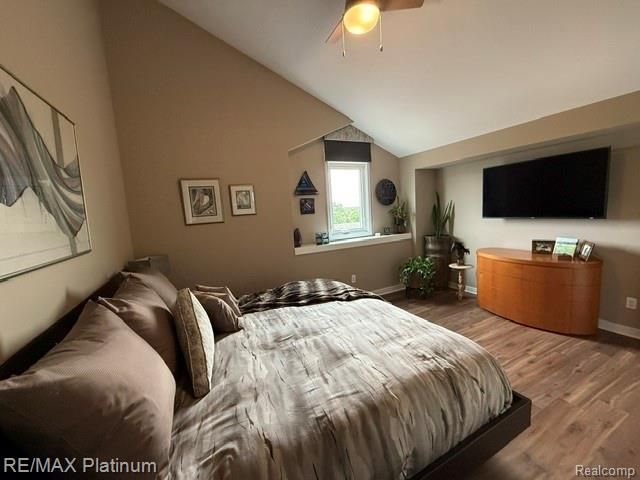 674 Summit Ridge Drive, Milford, MI 48381