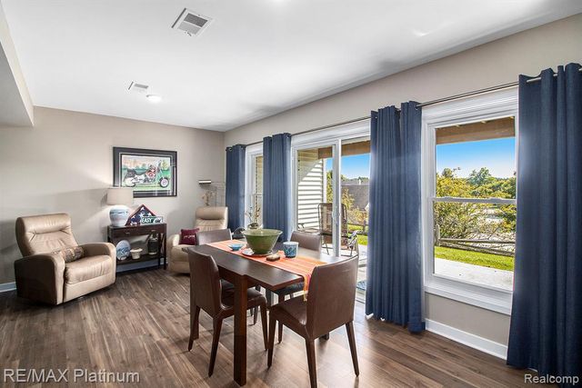 674 Summit Ridge Drive, Milford, MI 48381