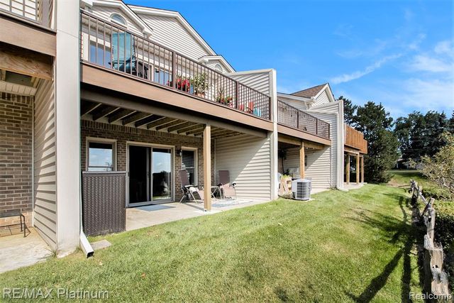 674 Summit Ridge Drive, Milford, MI 48381