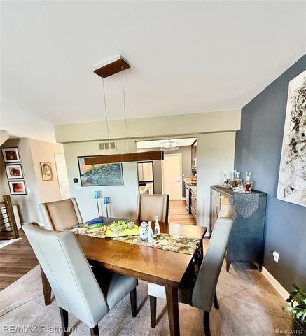 674 Summit Ridge Drive, Milford, MI 48381